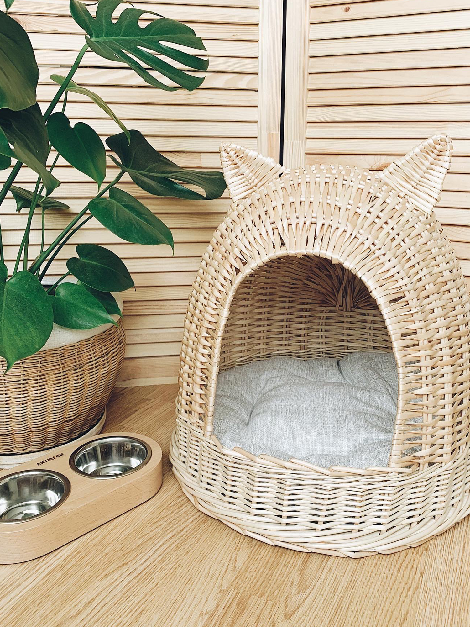 Плетеный домик для кошек
